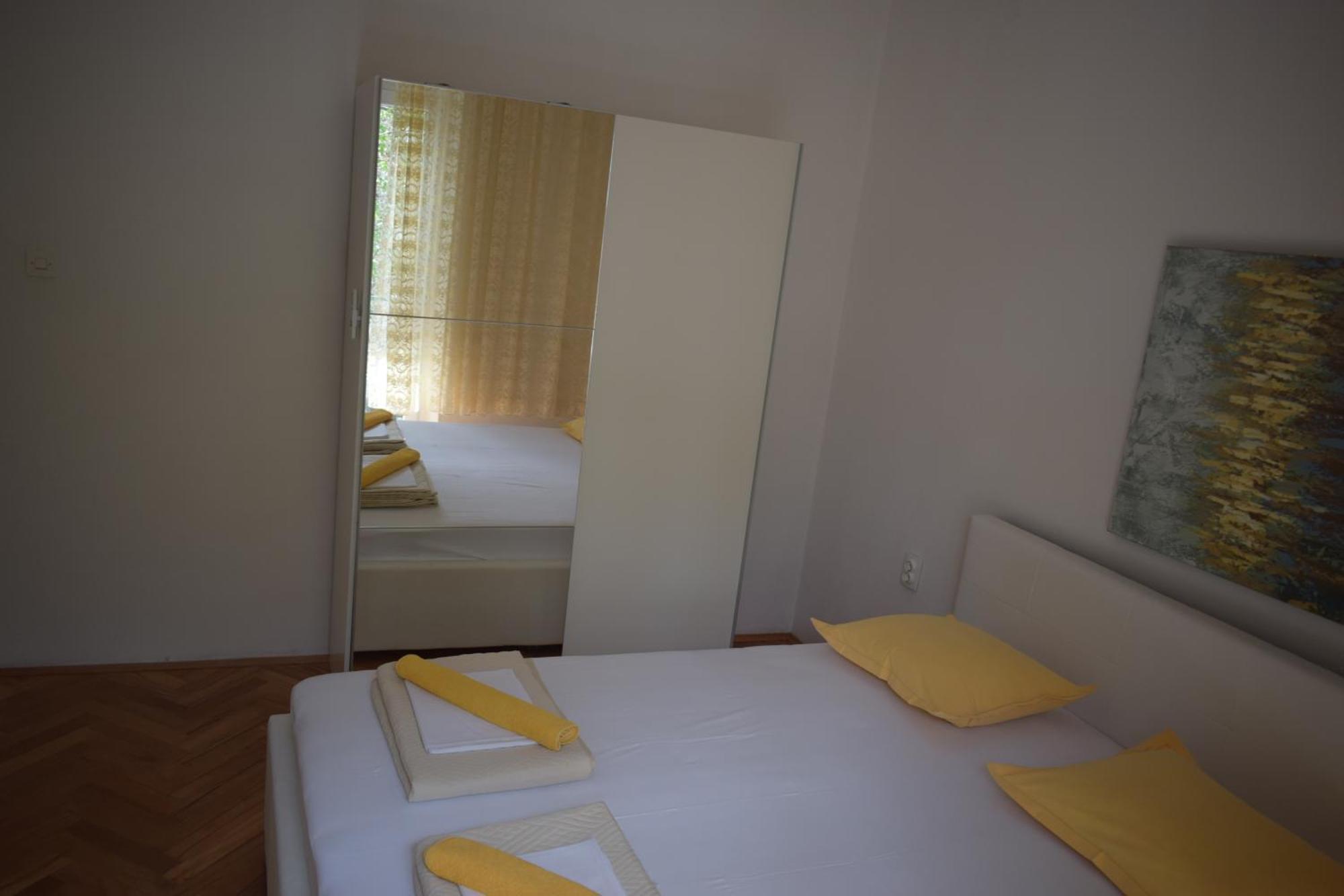Apartment Antonella Makarska Exteriör bild